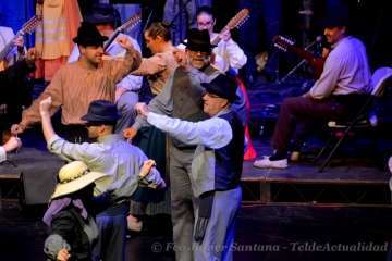 Nuevo grupo folclórico Aires del Norte Agáldar en Gran Canaria (Foto Francisco Javier Santana)